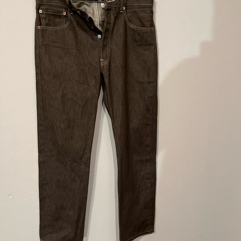 Great condition Levi’s Original 501 straight leg button-fly cotton brown jeans